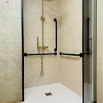 Modern With Style Near Center דירה *