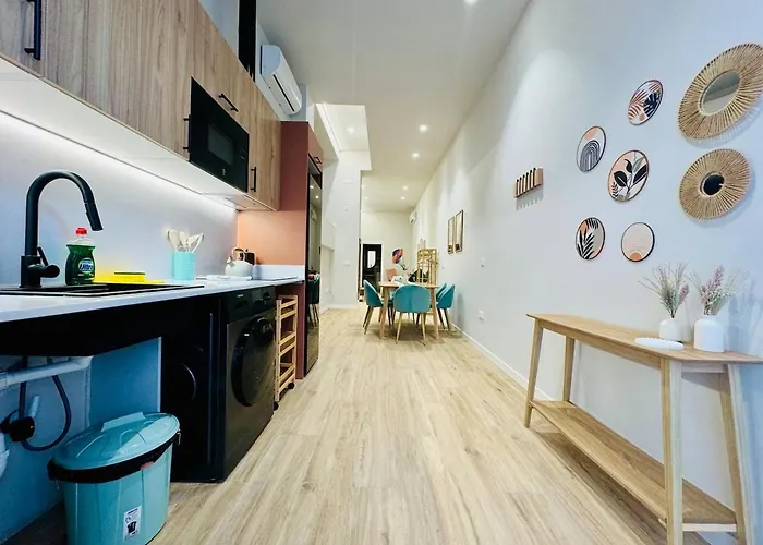 公寓 Modern With Style Near Center