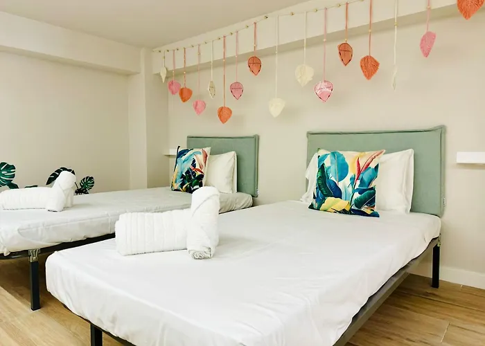 Modern With Style Near Center Appartement